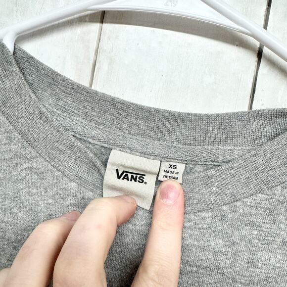 Vans Sweater Women Size XS Crewneck Long Sleeve Cotton Graphic Grey Logo - Picture 2 of 5